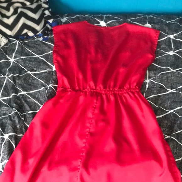 Medium Dress - Picture 3 of 4